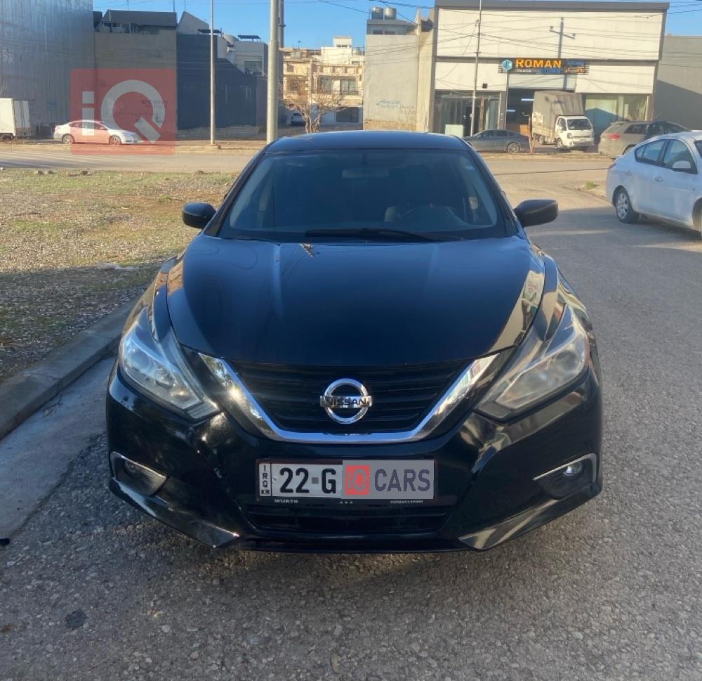 نيسان ألتيما